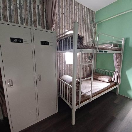 Lovely Bean Hostel Hualien stad Exteriör bild