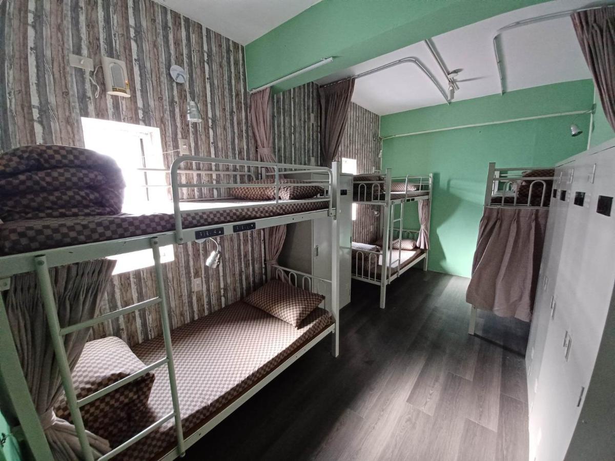 Lovely Bean Hostel Hualien stad Exteriör bild