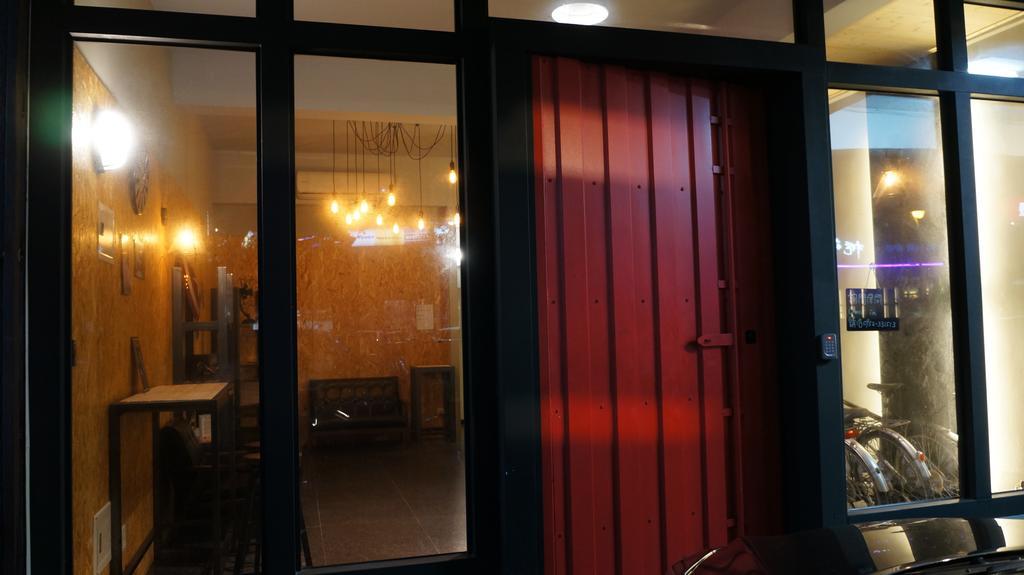 Lovely Bean Hostel Hualien stad Exteriör bild
