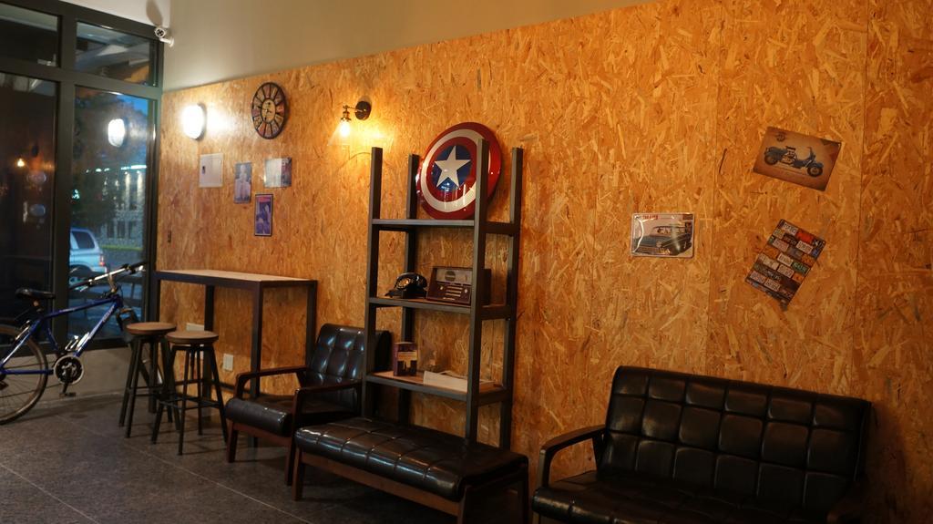 Lovely Bean Hostel Hualien stad Exteriör bild